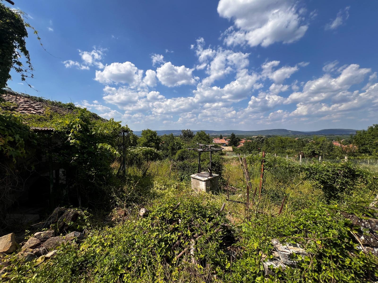 House for Sale in Dzhulyunitsa, Veliko Tarnovo