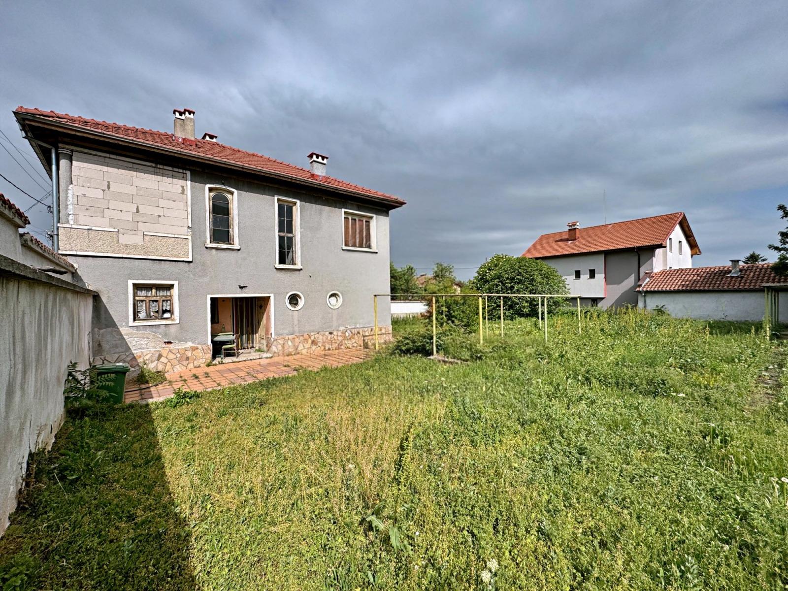 House for Sale in Cherven, Plovdiv
