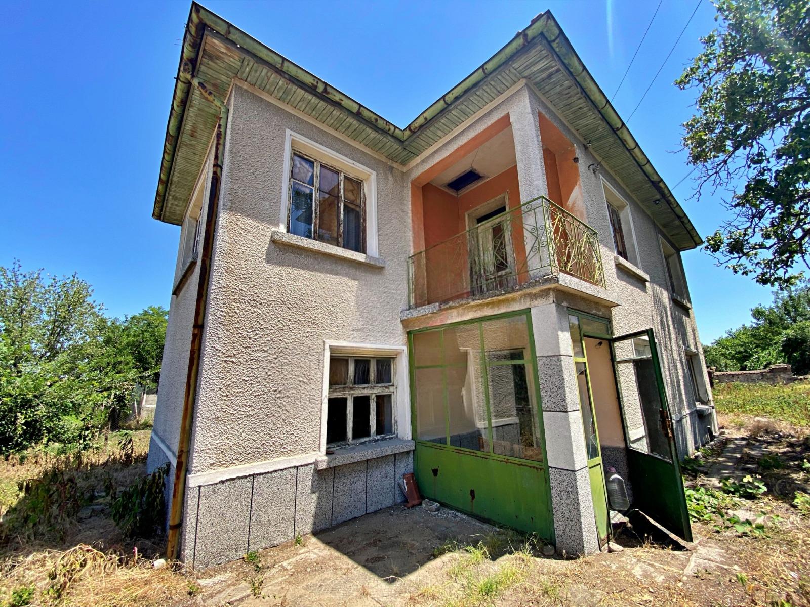 House for Sale in Patriarh Evtimovo, Plovdiv