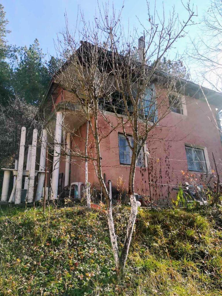 House for Sale in Lukovo, Sofia Province