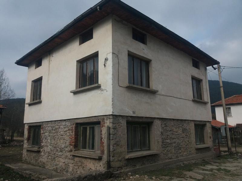 House for Sale in Govedartsi, Sofia Province