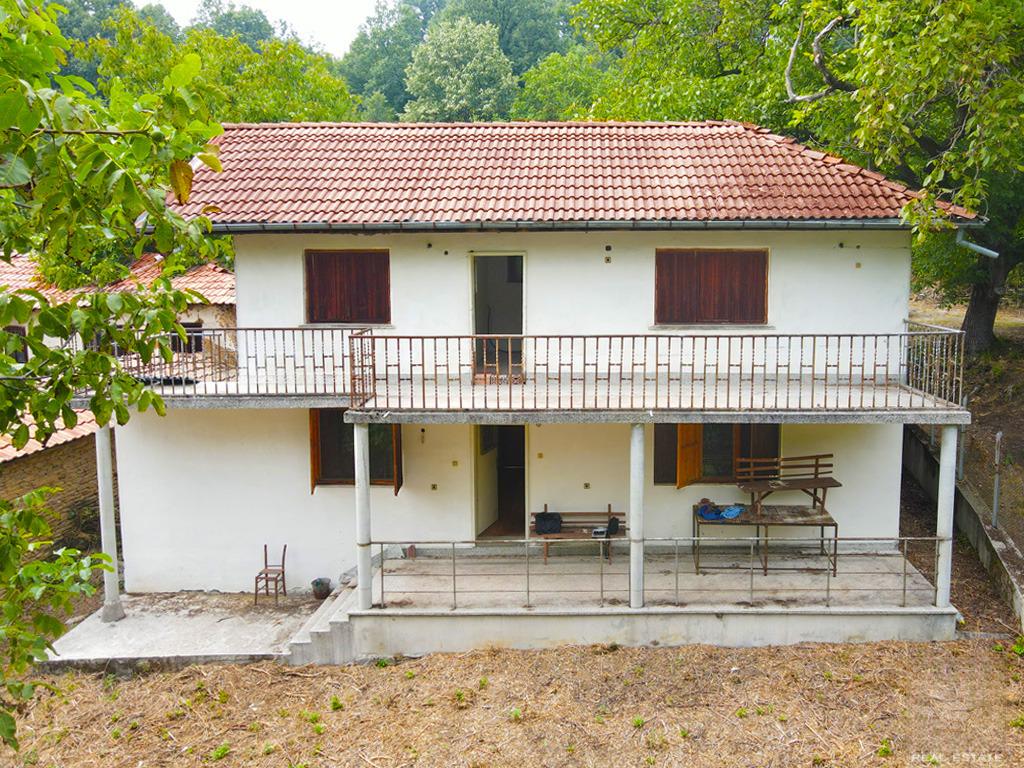 House for Sale in Dobrenite, Gabrovo