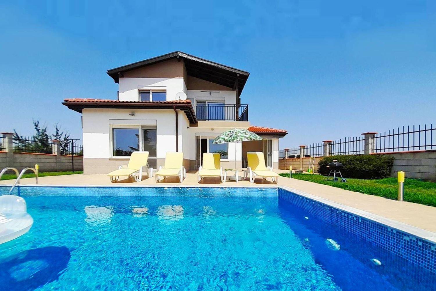 House for Sale in Balchik, Dobrich