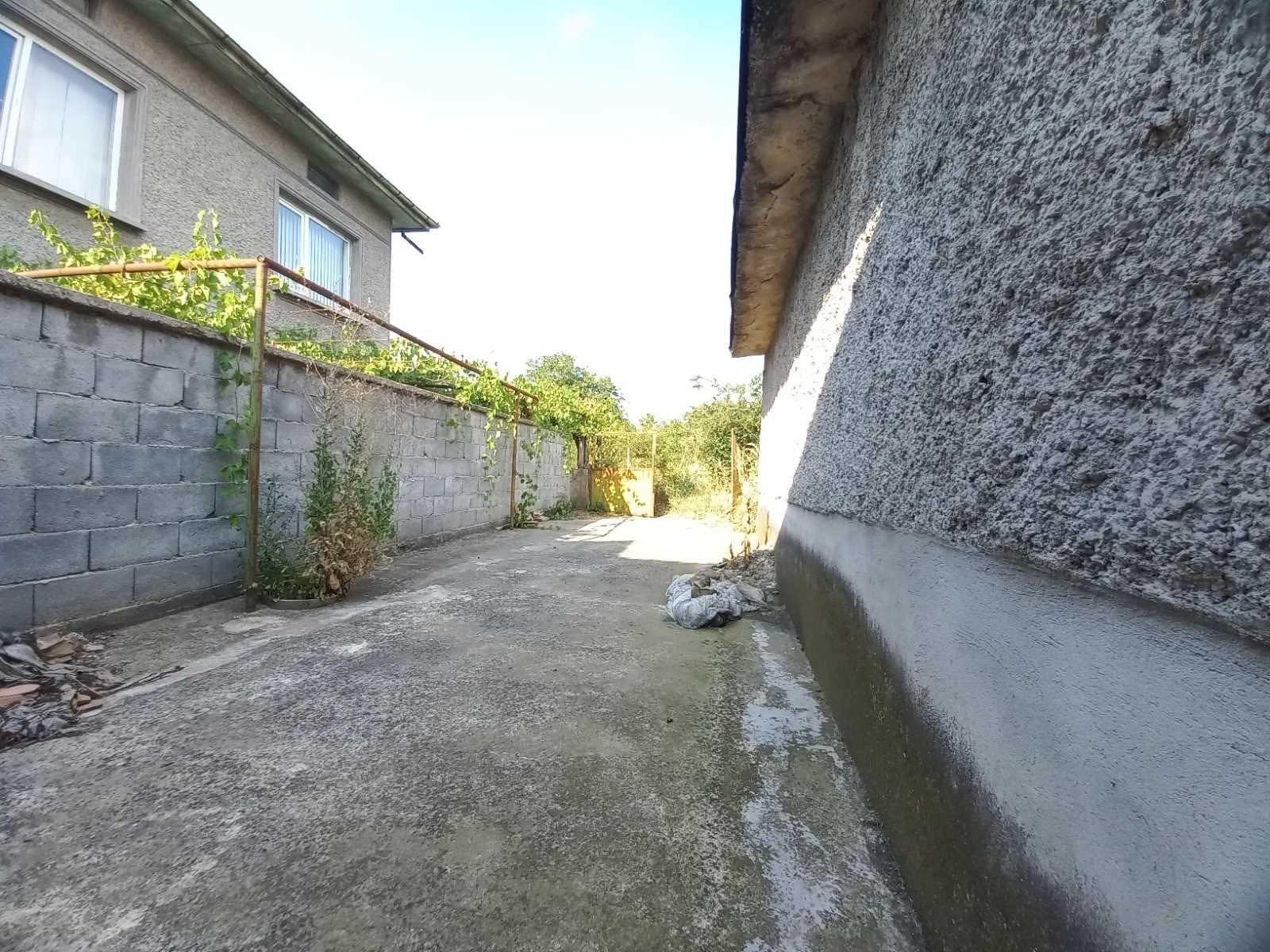 House for Sale in Smyadovo, Shumen