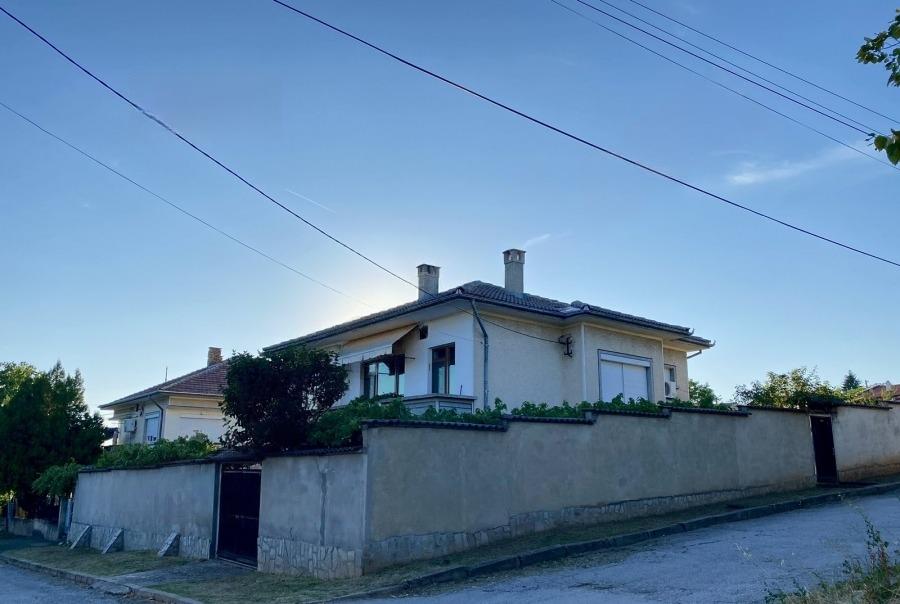 House for Sale in Belyakovets, Veliko Tarnovo