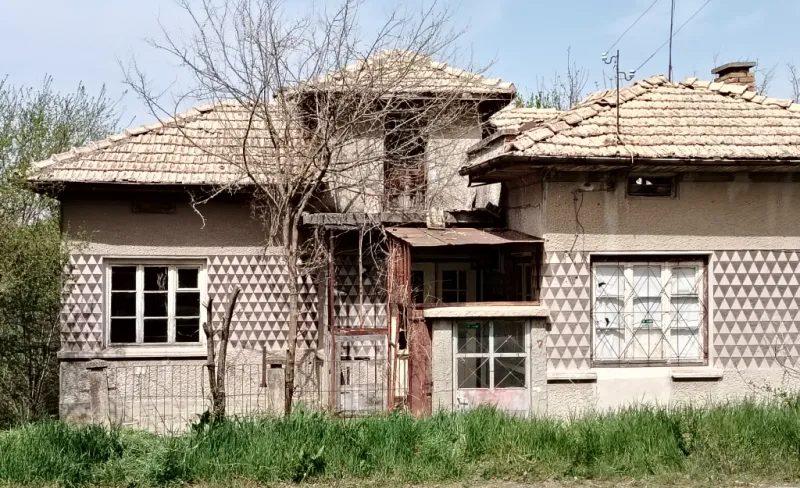 Cheap House In Dolets Village Popovo, Targovishte Bulgaria