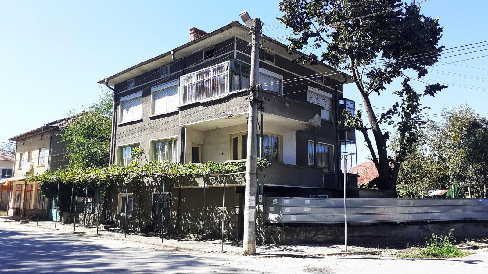 House for Sale in Petko Slaveykov, Gabrovo