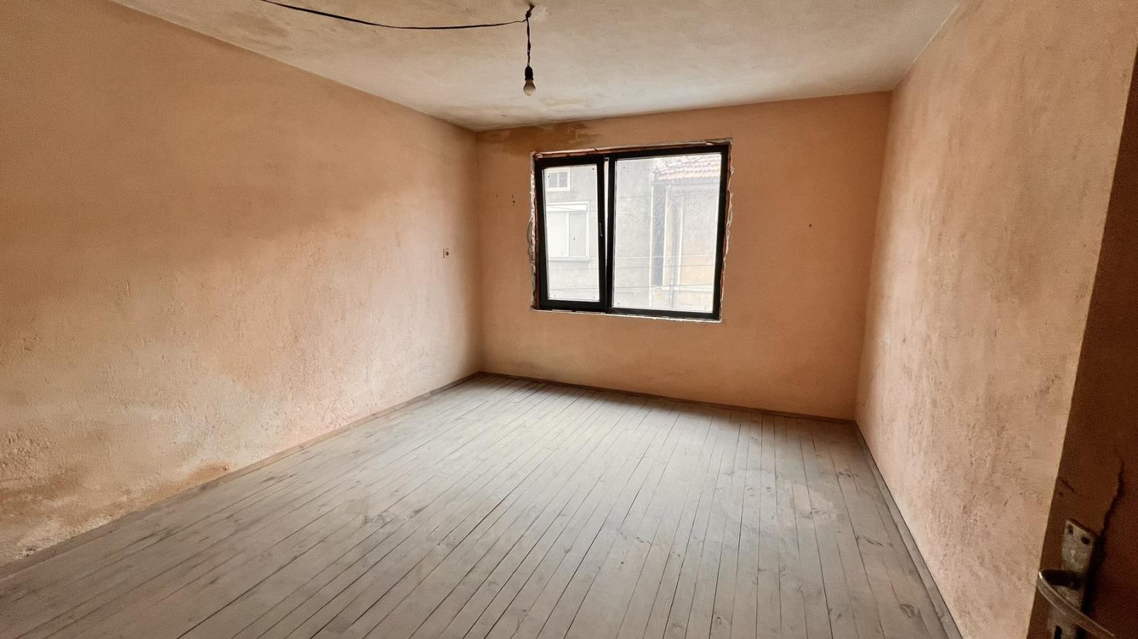 House for Sale in Vetren, Pazardzhik