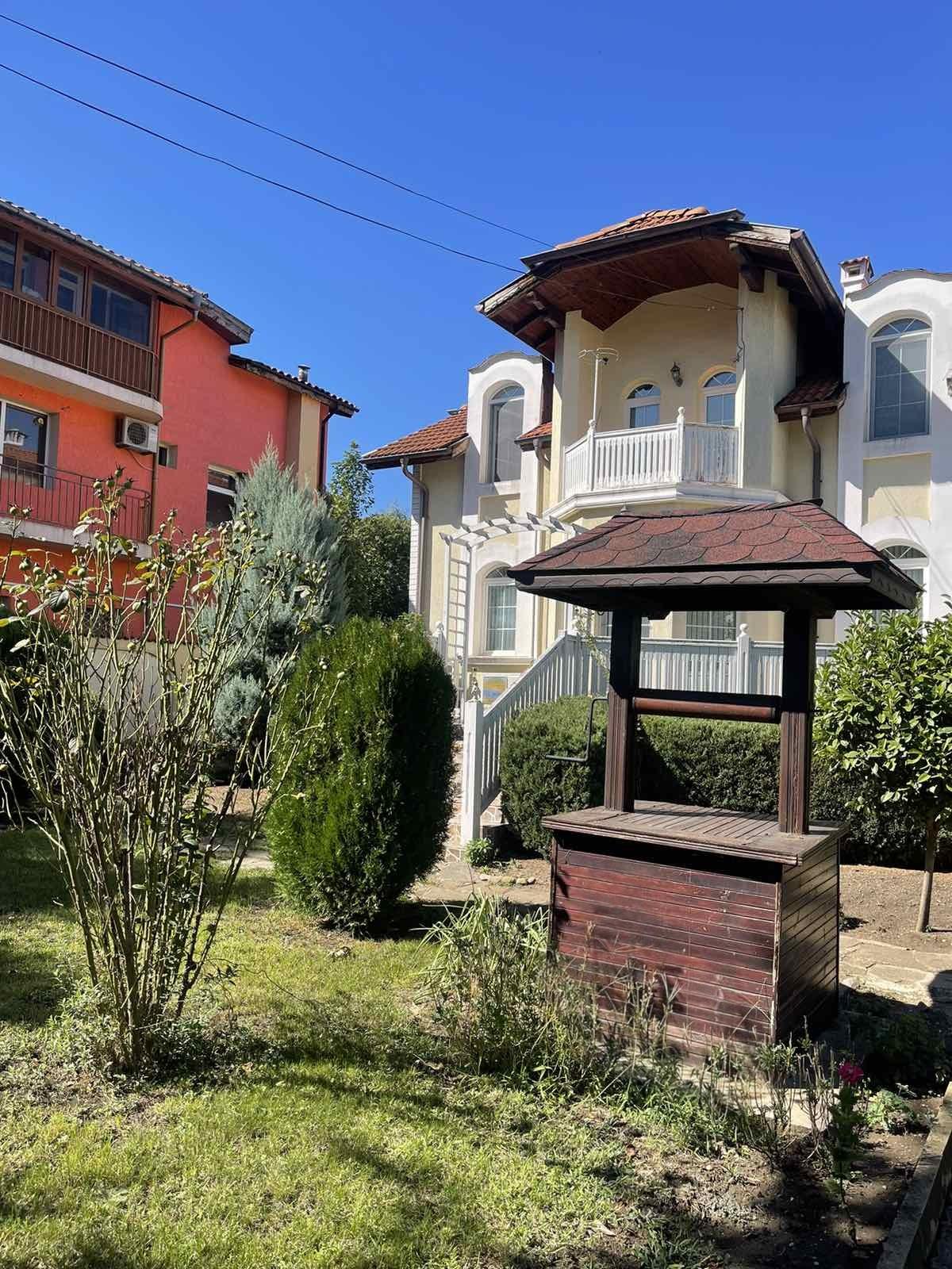 House for Sale in Burgas, Vetren