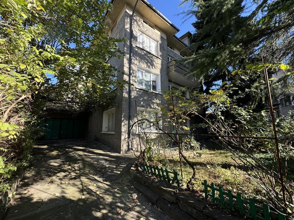 House for Sale in Gabrovo, Center