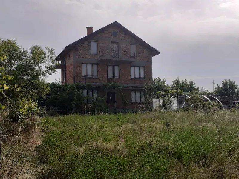 Villa for Sale in Dimitrovgrad, Haskovo