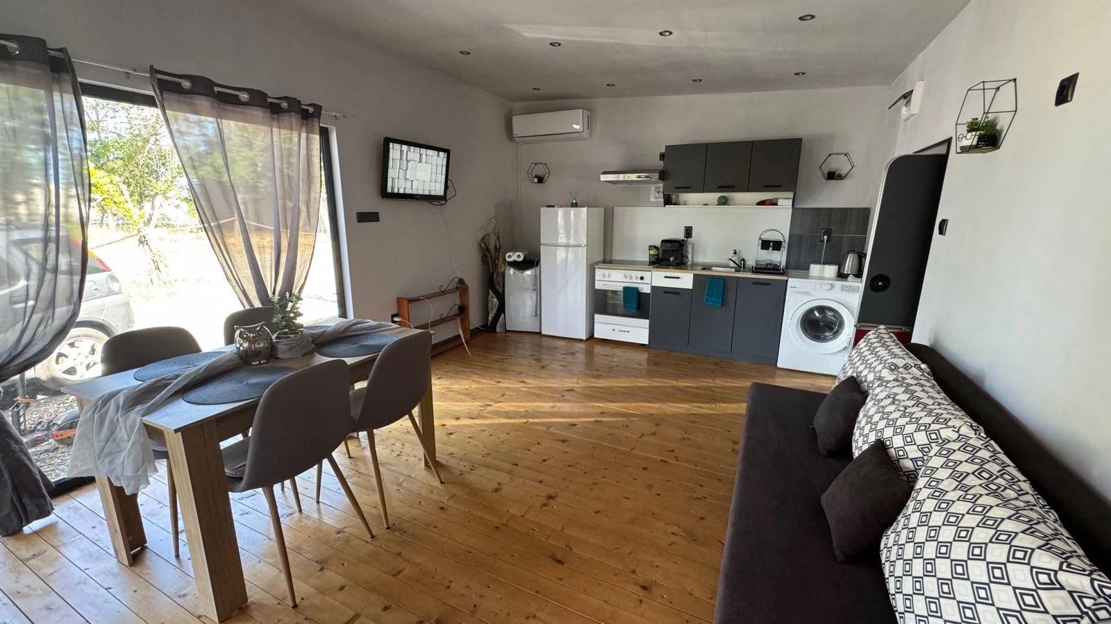 House for Sale in Chernomorets, Burgas