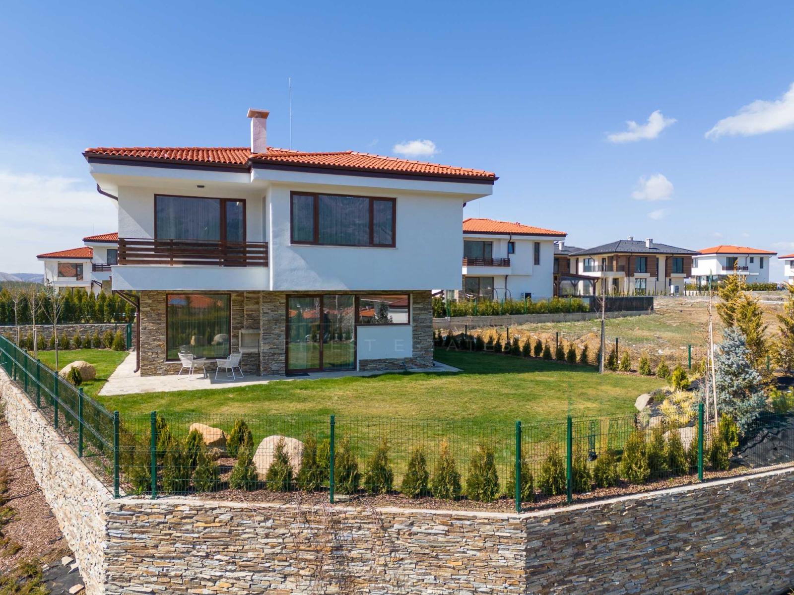 House for Sale in Sofia, Vladaya