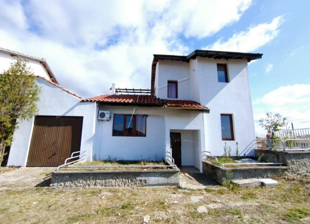 House for Sale in Aleksandrovo, Burgas