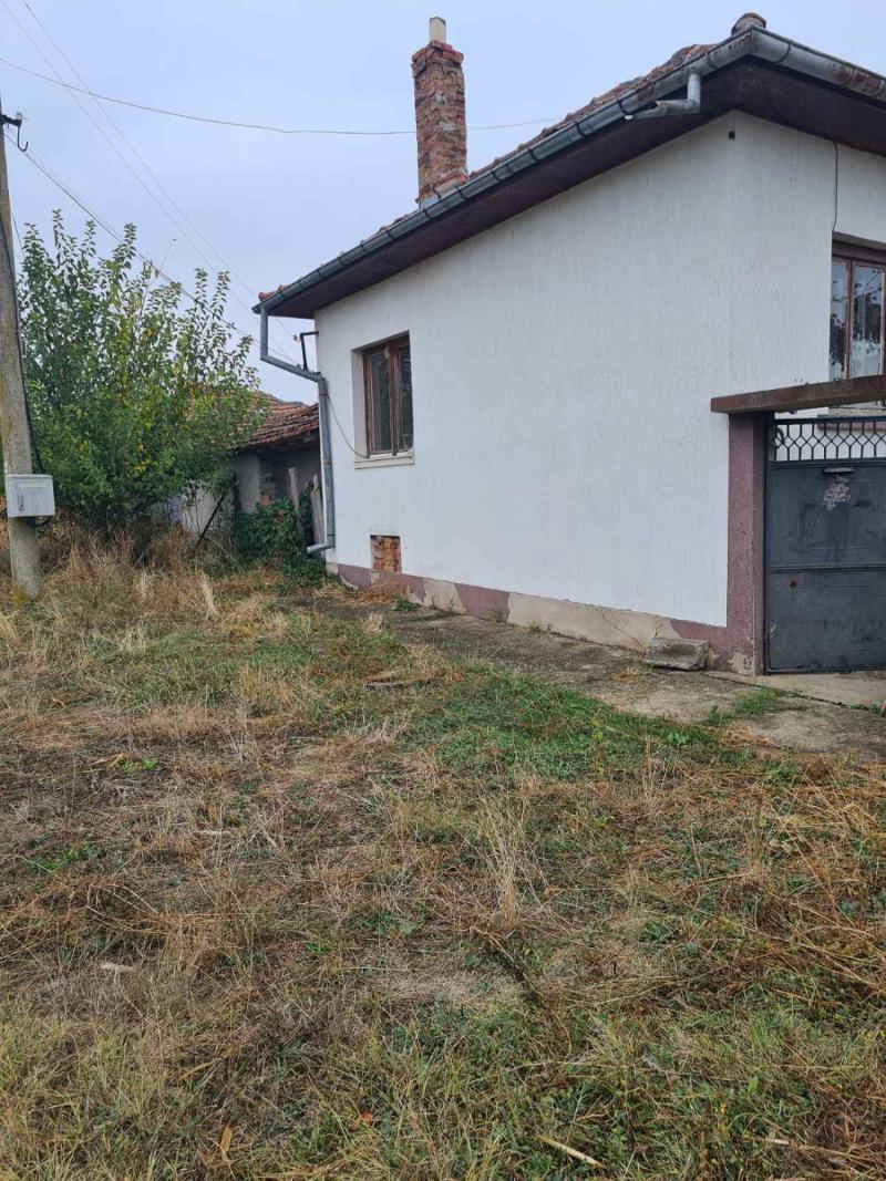 House for Sale in Valchitran, Pleven
