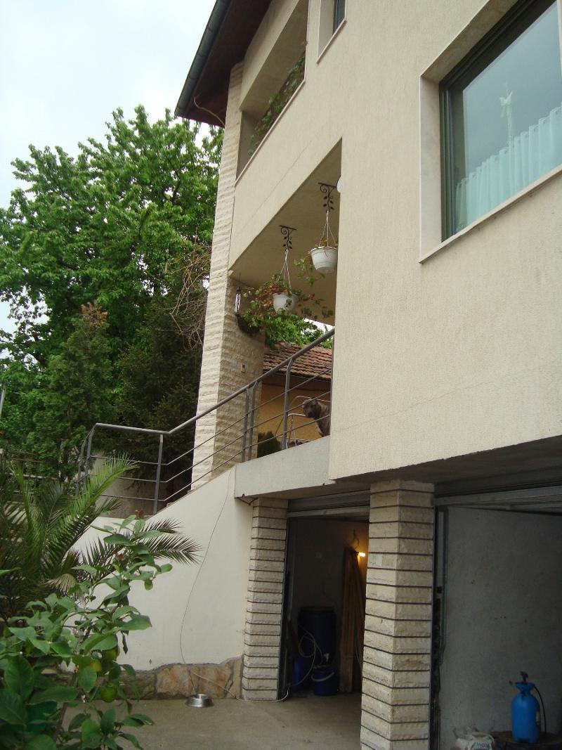 House for Sale in Pleven, Wider Center