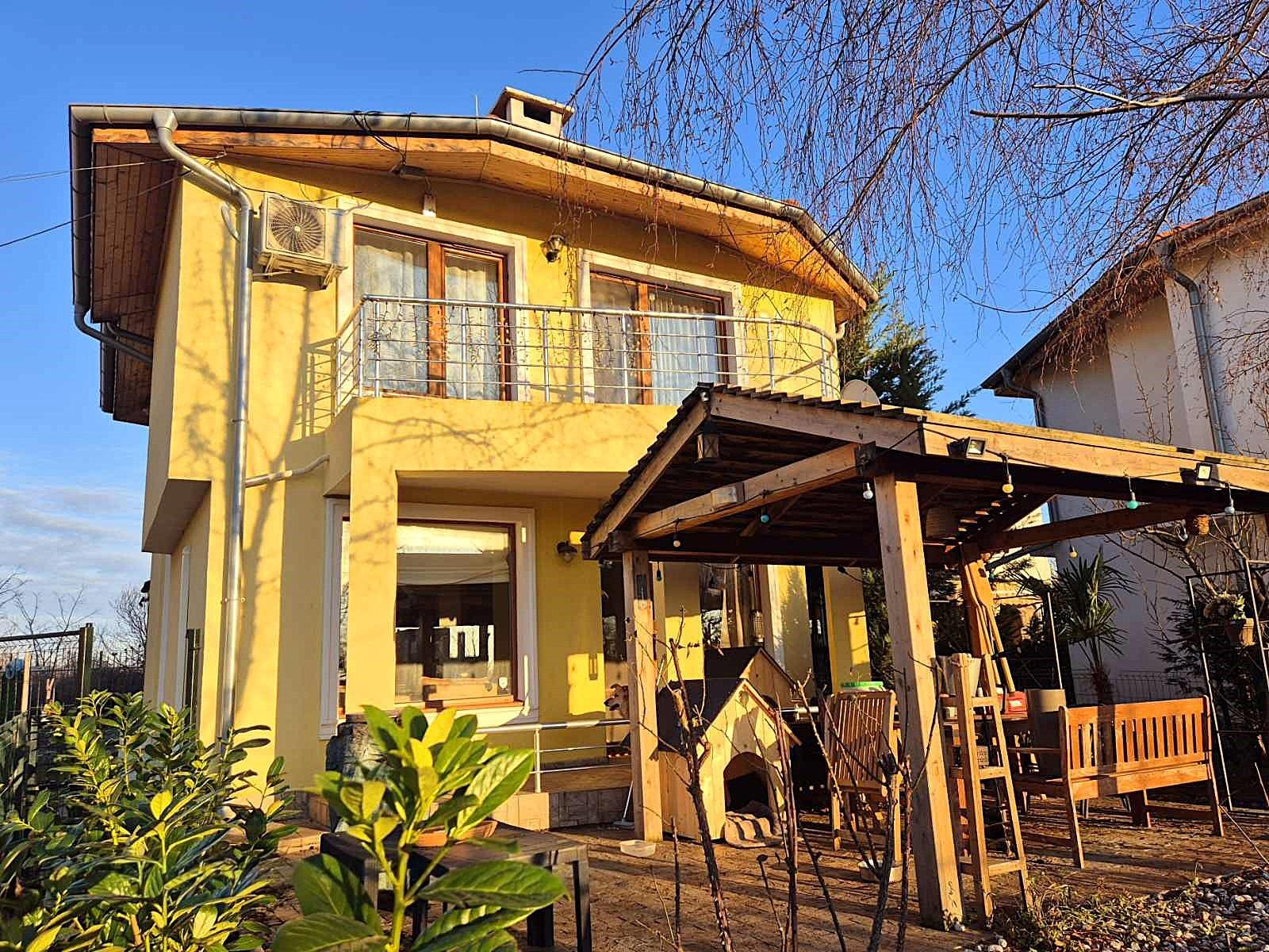 House for Sale in Pomorie, Burgas
