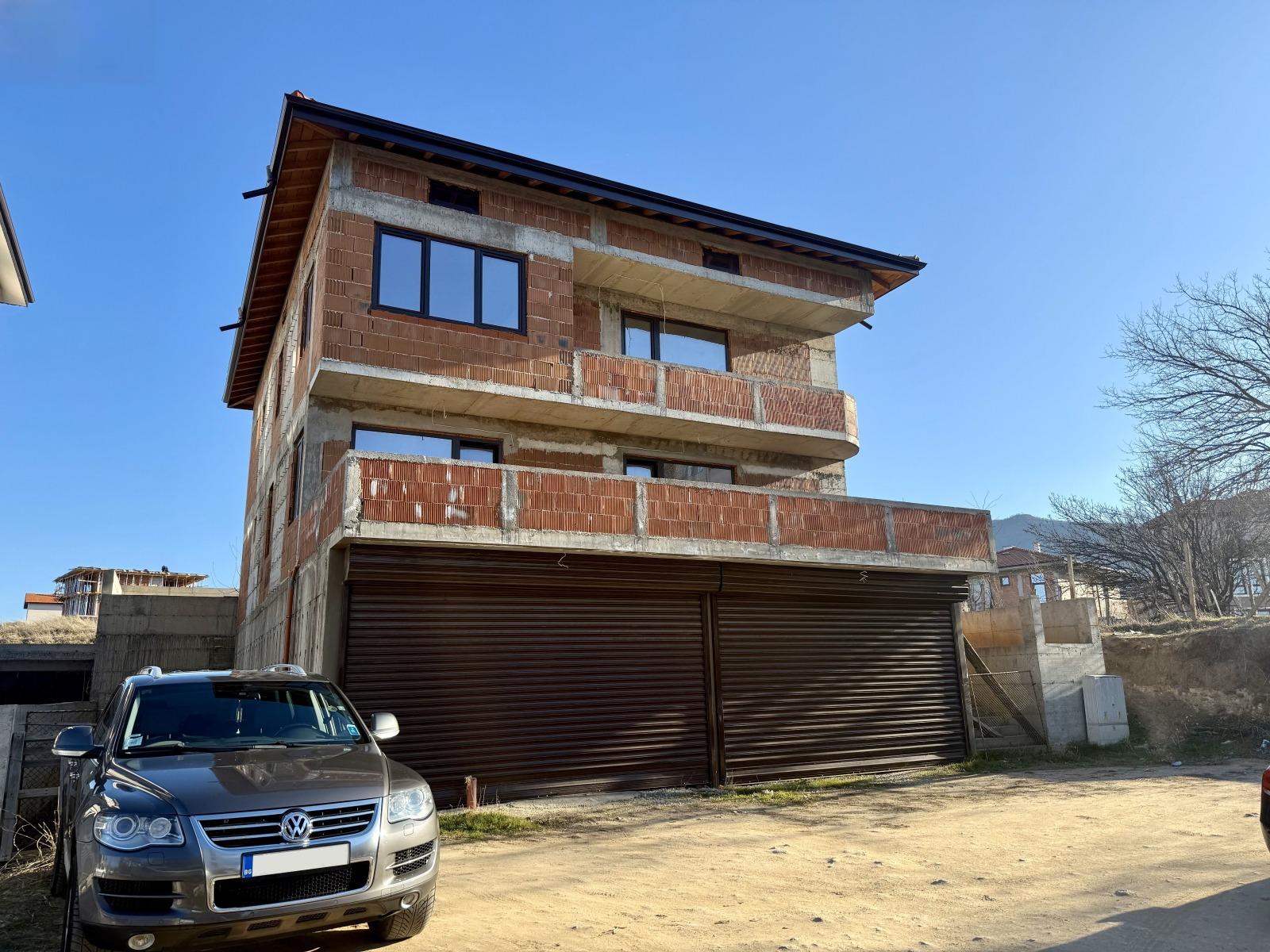 House for Sale in Asenovgrad, Plovdiv