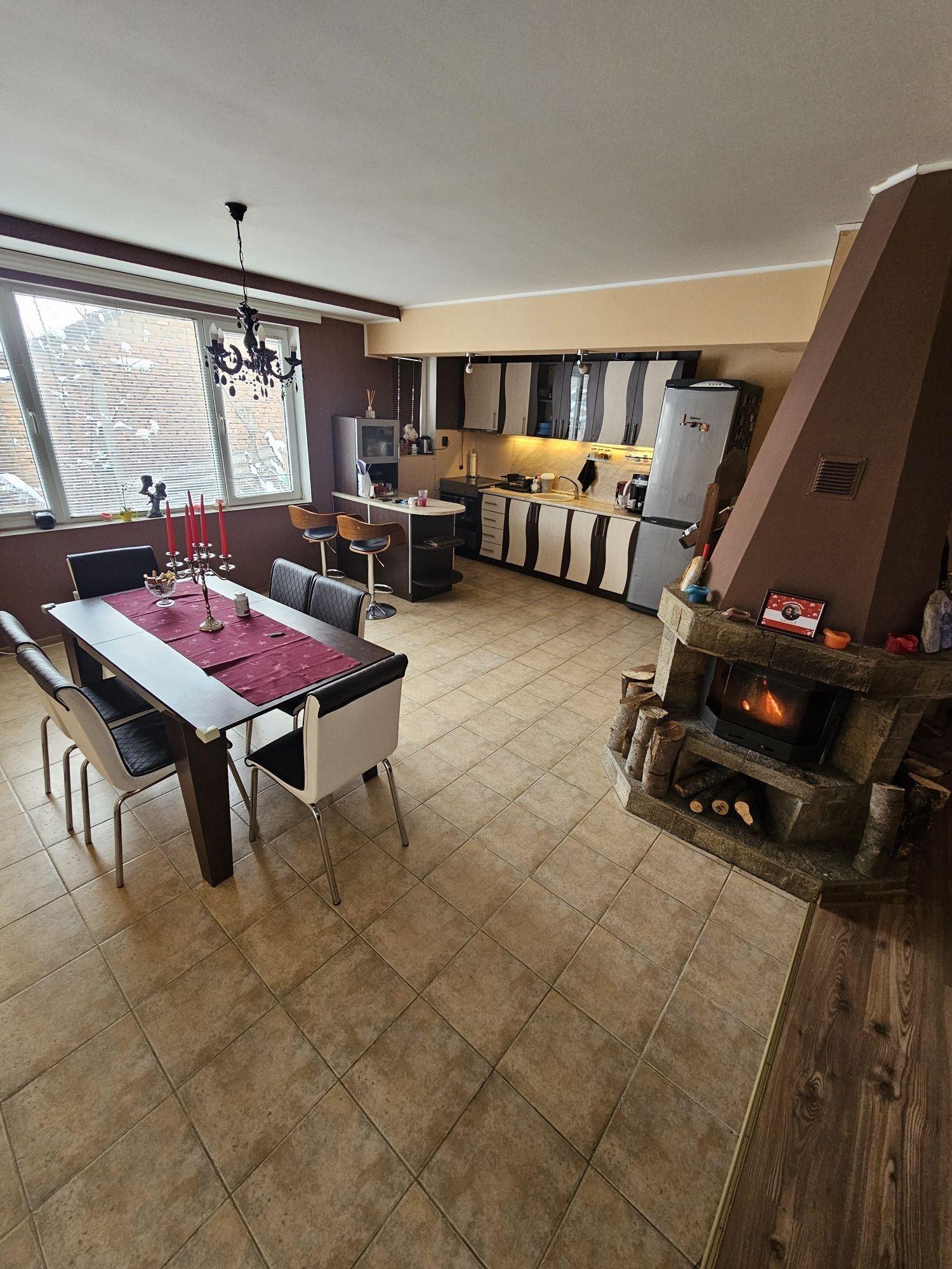 House for Sale in Brestnik, Plovdiv