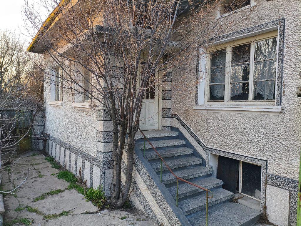 House for Sale in Yazdach, Stara Zagora