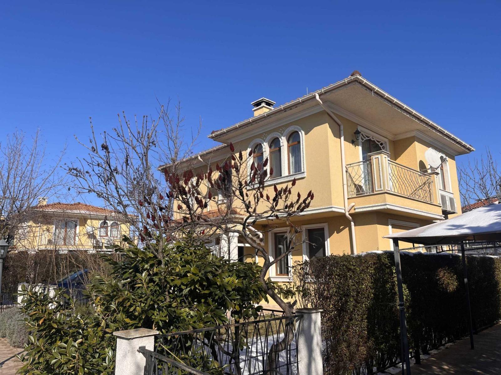 House for Sale in Pomorie, Burgas