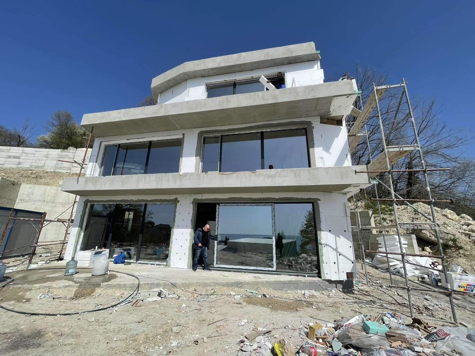 House for Sale in Varna, Chayka Resort