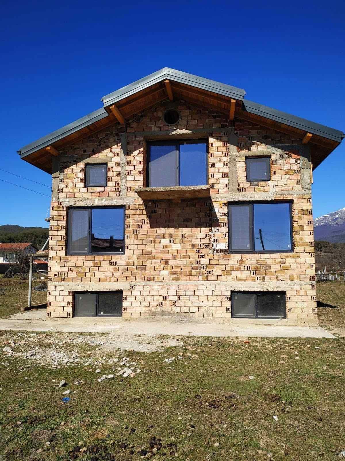House for Sale in Manolovo, Stara Zagora