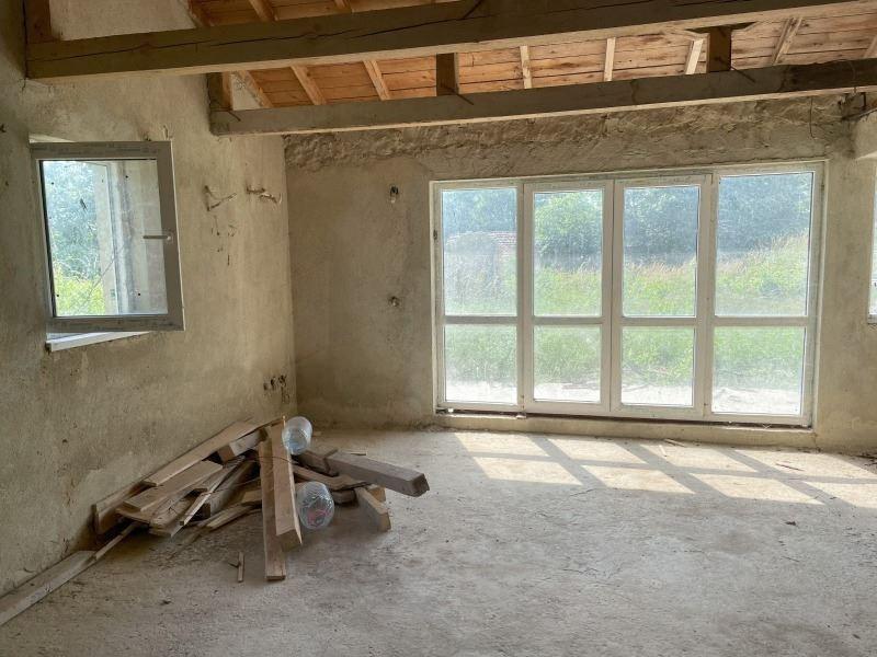 House for Sale in Izgrev, Varna
