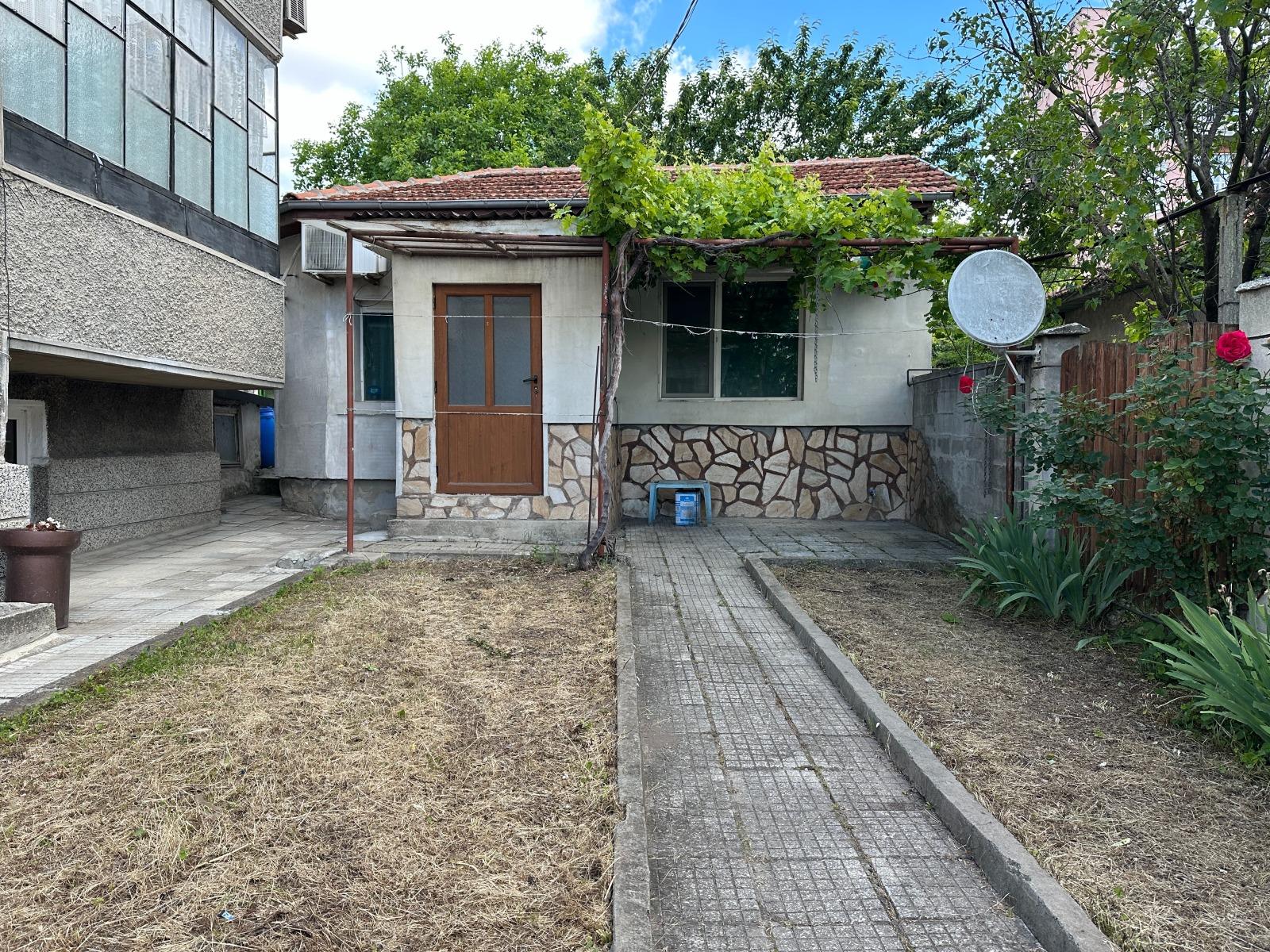 House for Sale in Shumen, Dobrudzhanski