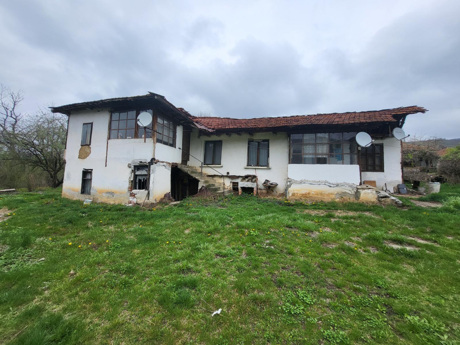 House for Sale in Dobrodan, Lovech