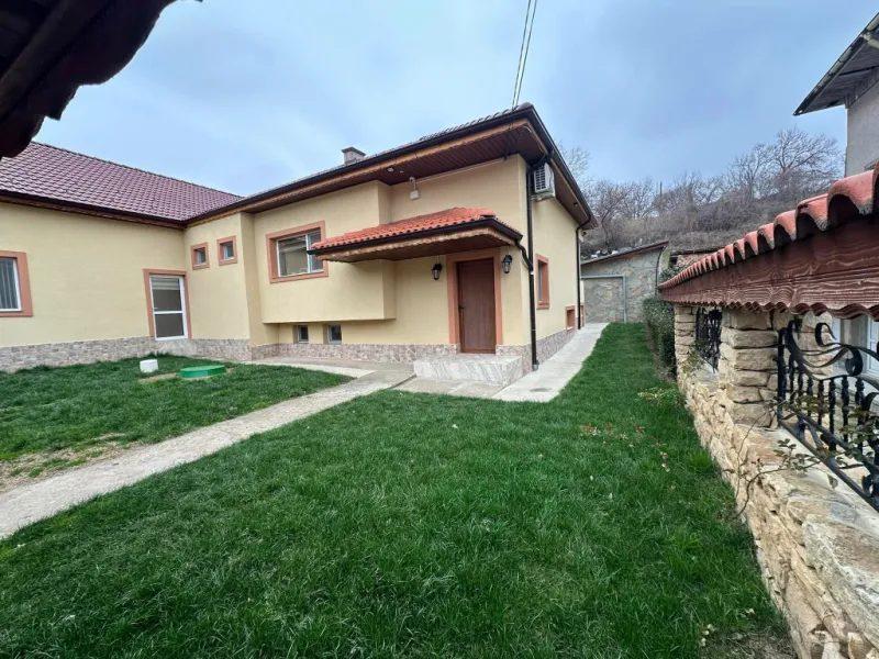 House for Sale in Kalipetrovo, Silistra