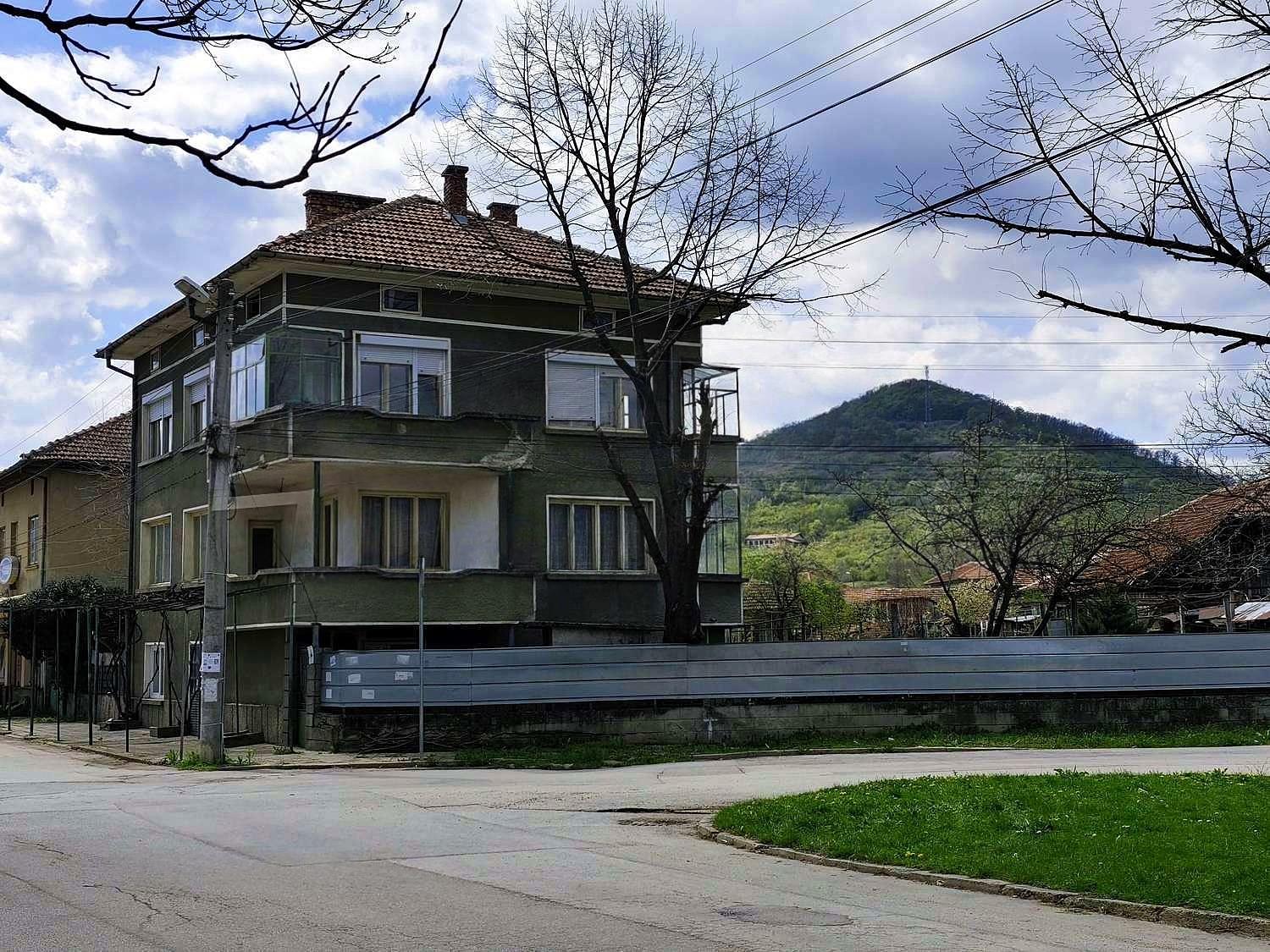 House for Sale in Petko Slaveykov, Gabrovo