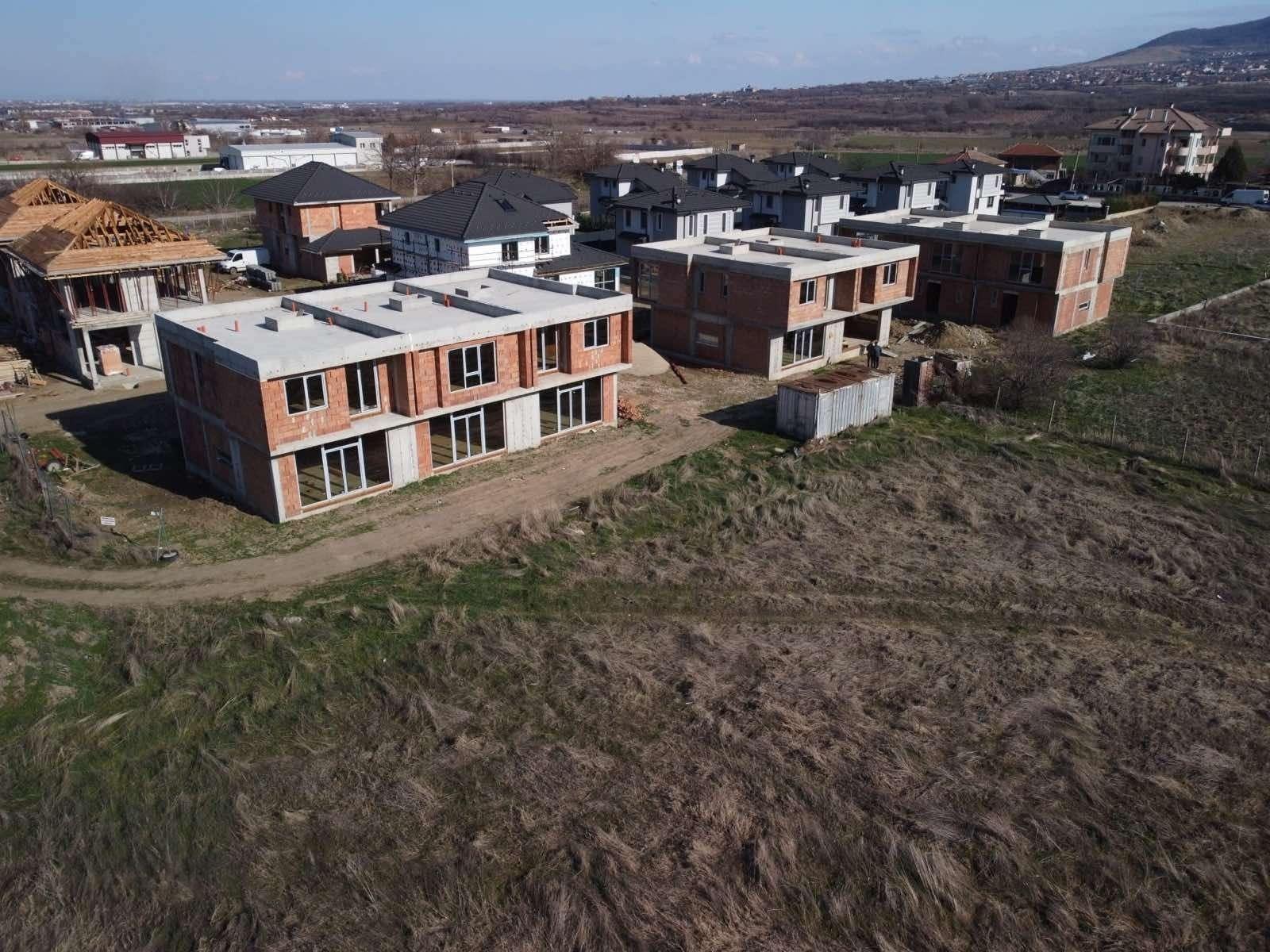 House for Sale in Parvenets, Plovdiv