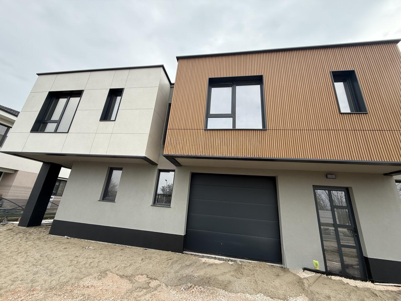 House for Sale in Plovdiv, Belomorski