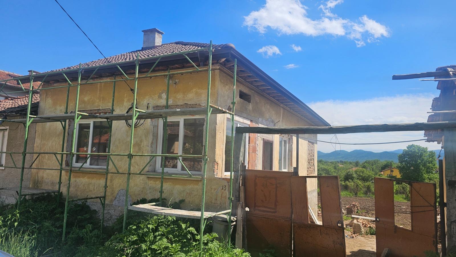 House for Sale in Skravena, Sofia Province