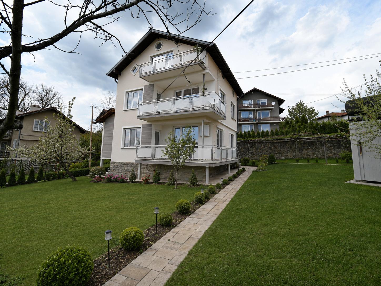 House for Sale in Baylovo, Sofia Province