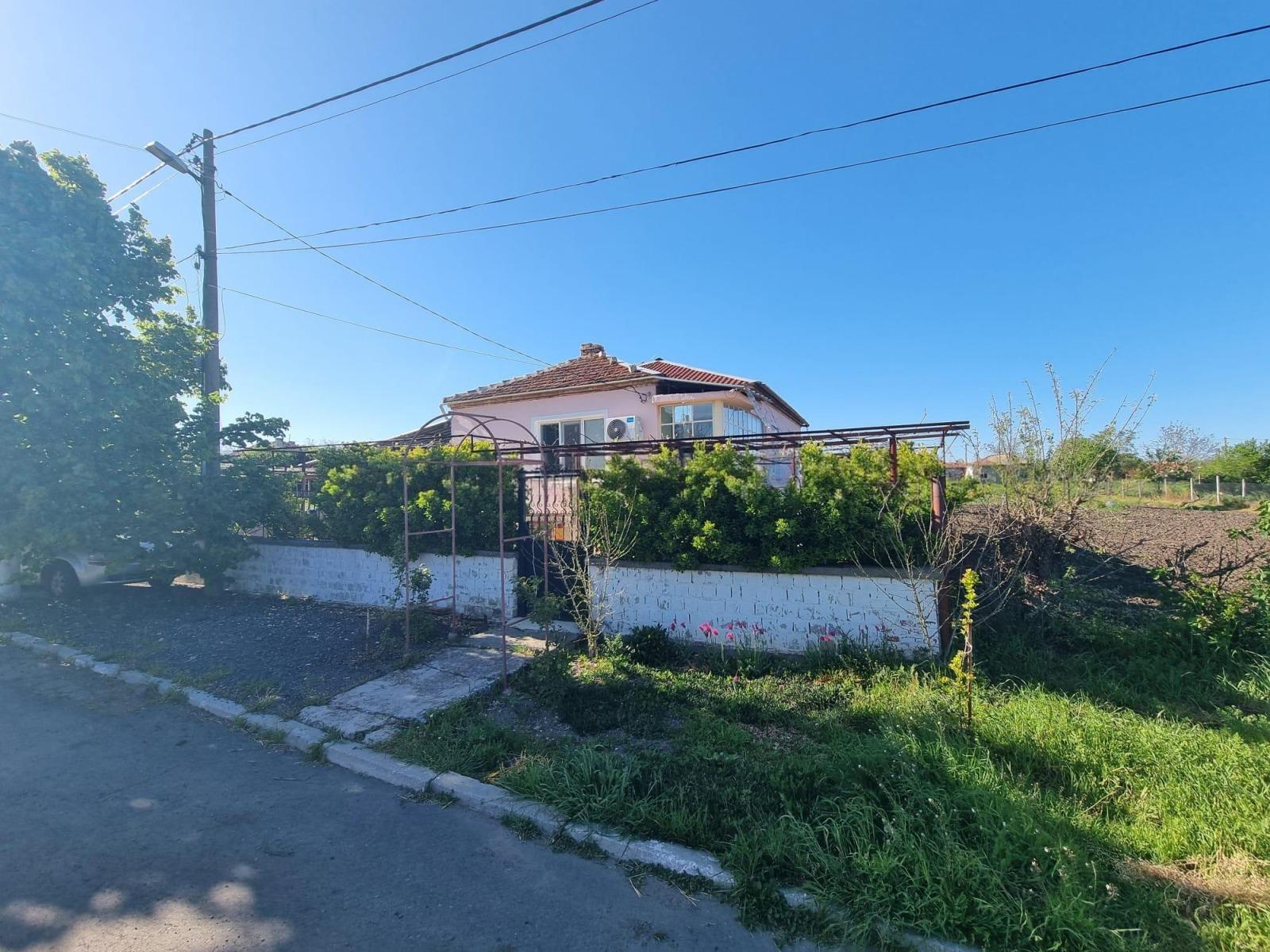 House for Sale in Vinarsko, Burgas