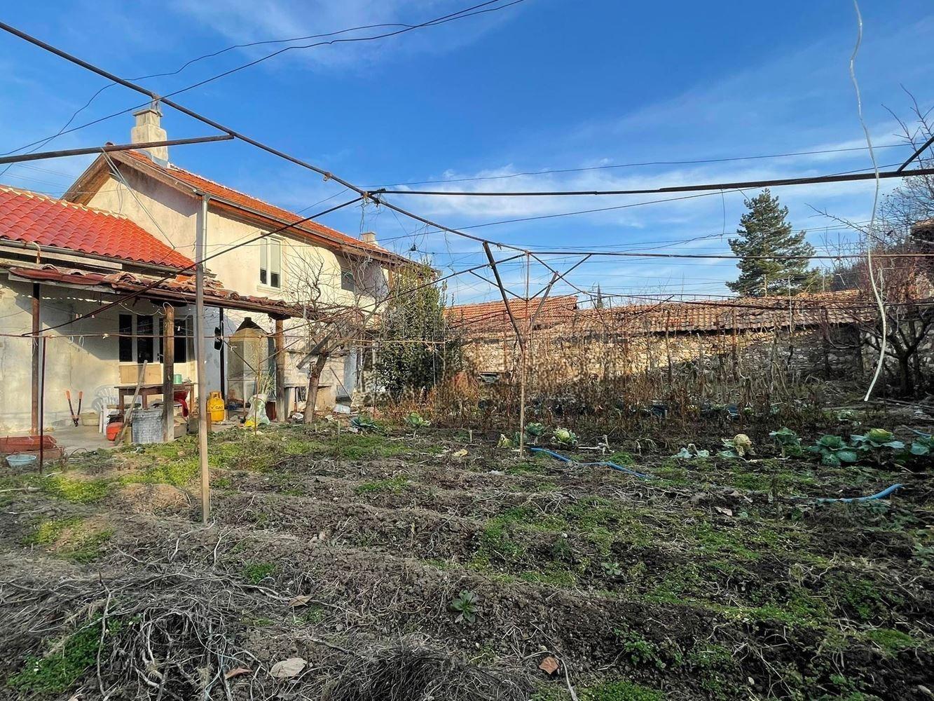 House for Sale in Dolnoslav, Plovdiv
