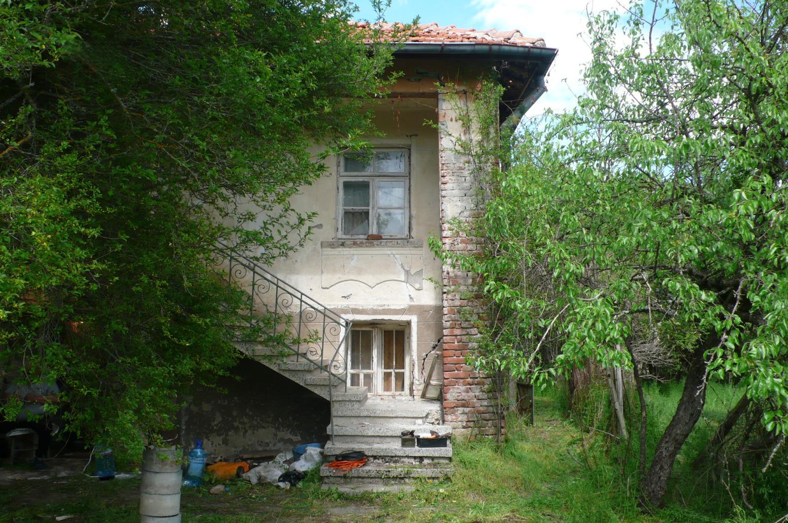 House for Sale in Garlo, Pernik
