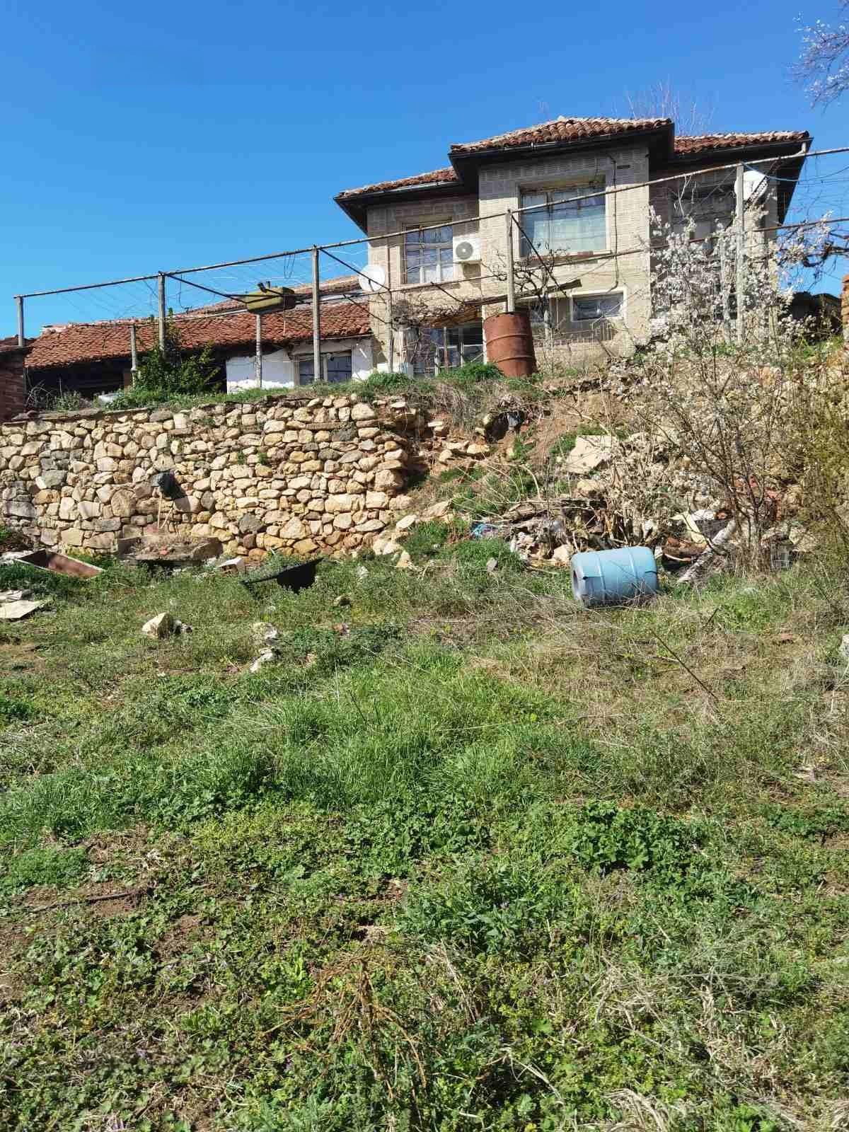 House for Sale in Domlyan, Plovdiv