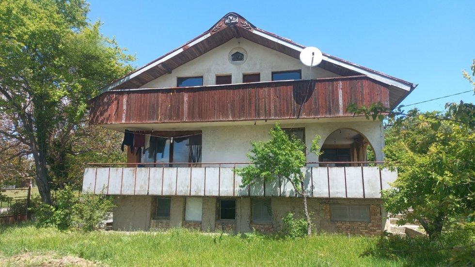 House for Sale in Oreshak, Varna