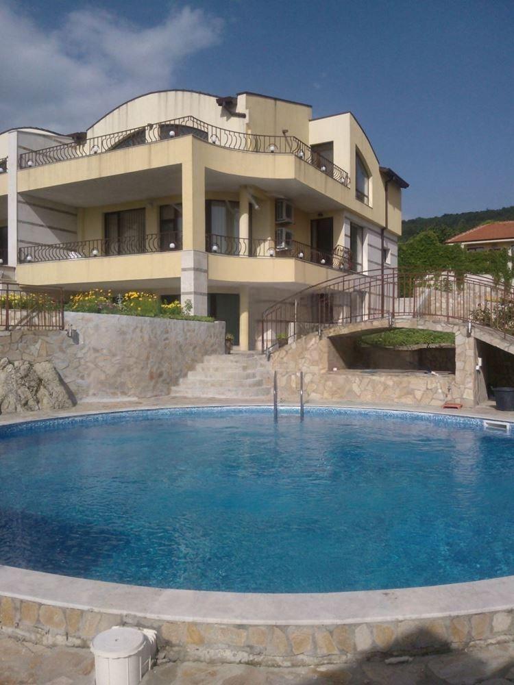 House for Sale in Varna, Manastirski rid Area
