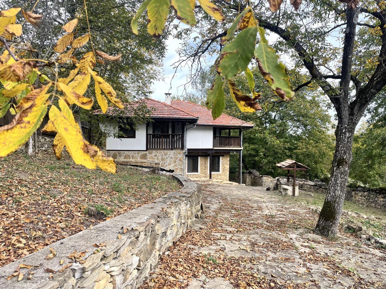 House for Sale in Vlaychovtsi, Gabrovo
