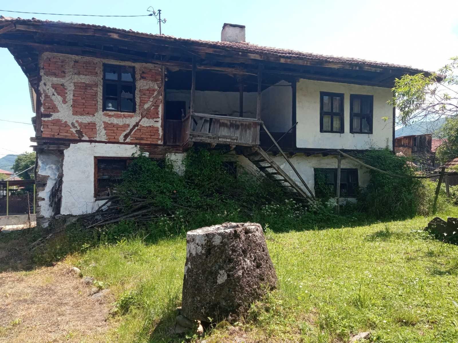 House for Sale in Etropole, Sofia Province