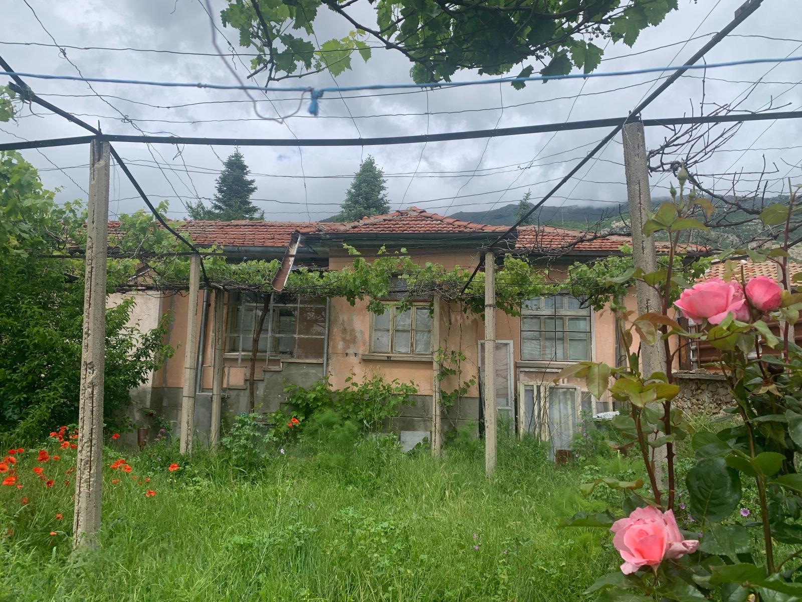 House for Sale in Karlovo, Plovdiv