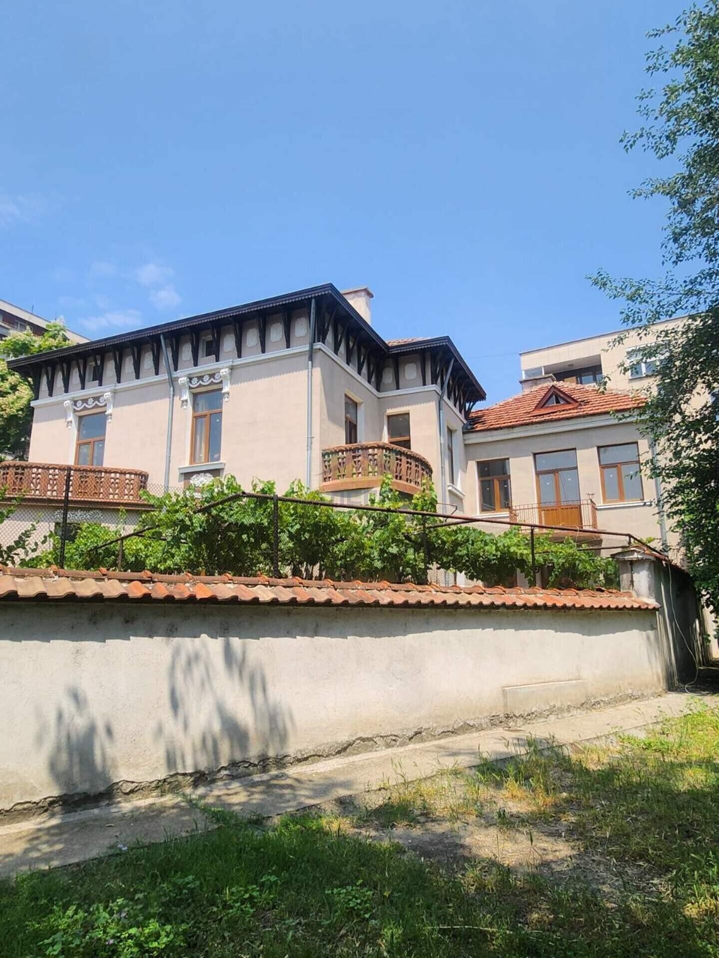 House for Sale in Pazardzhik, Idealen tsentar