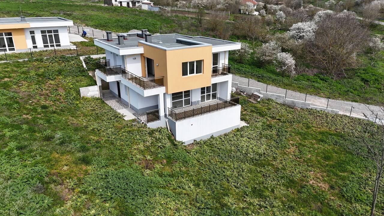 House for Sale in Cherni vrah, Burgas