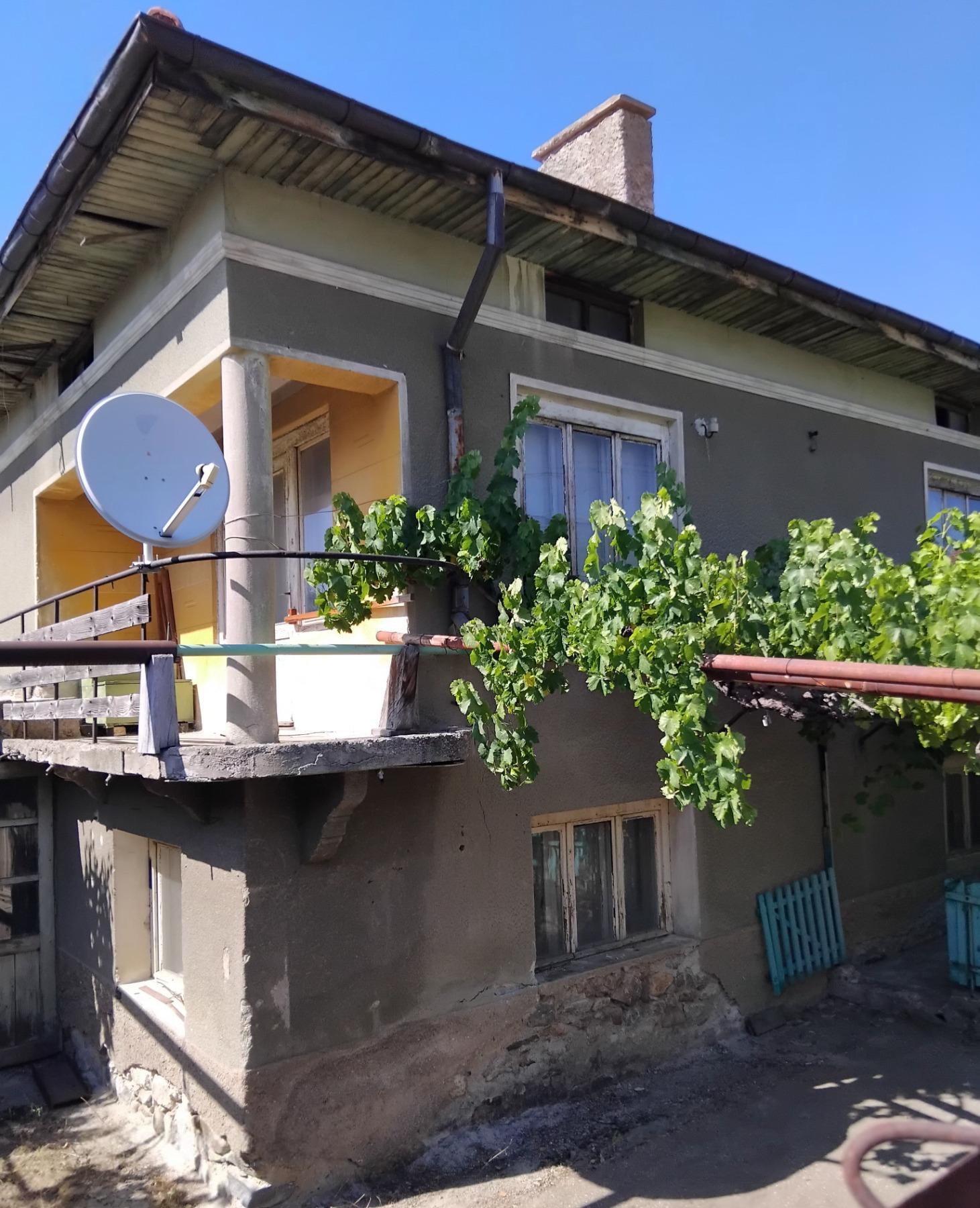House for Sale in Sapareva banya, Kyustendil