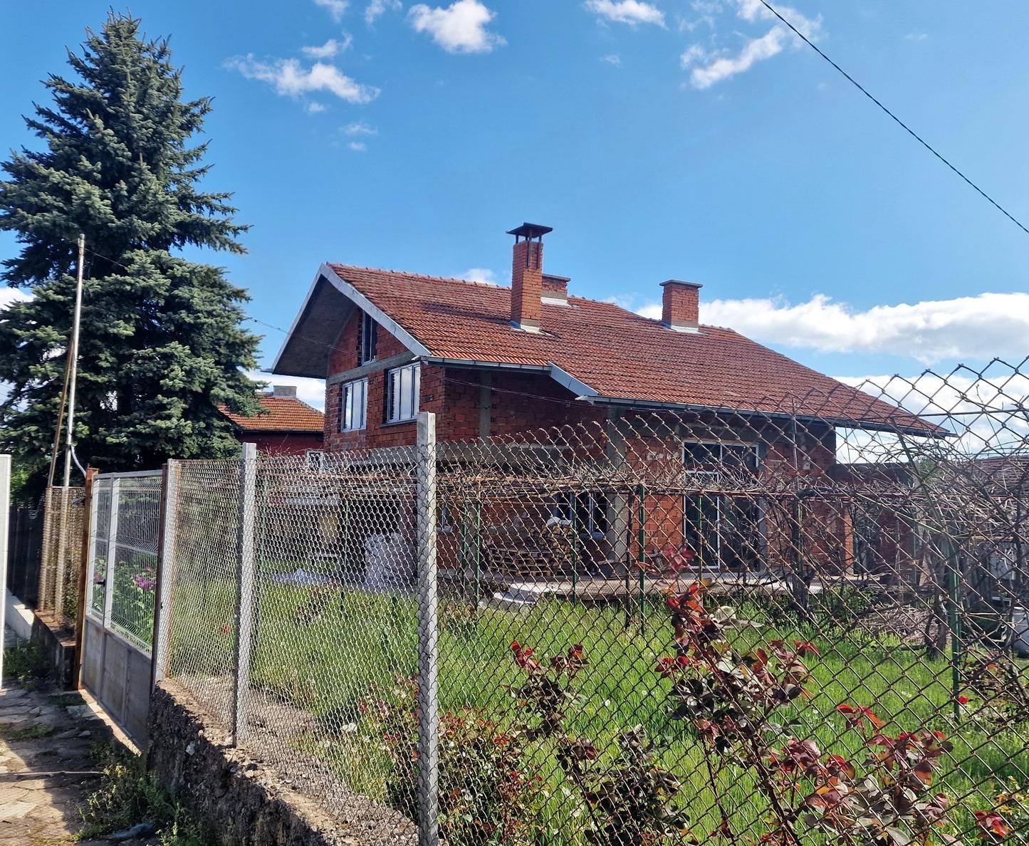 House for Sale in Izvor, Pernik