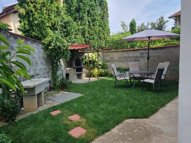 House for Sale in Montana, Center